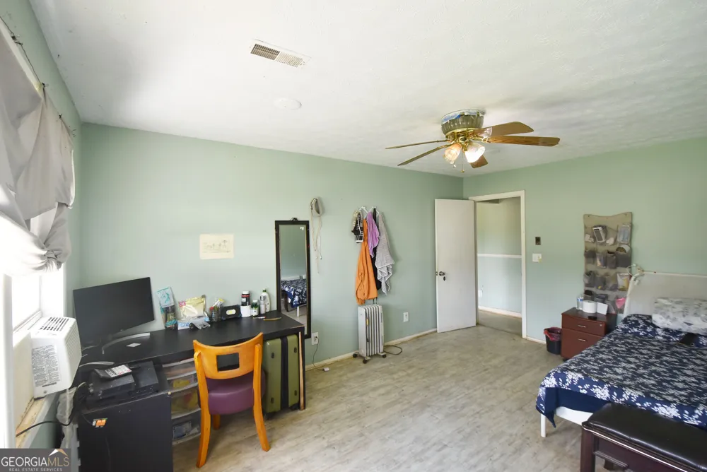 269 N Dorsey RD Hampton, GA 30228