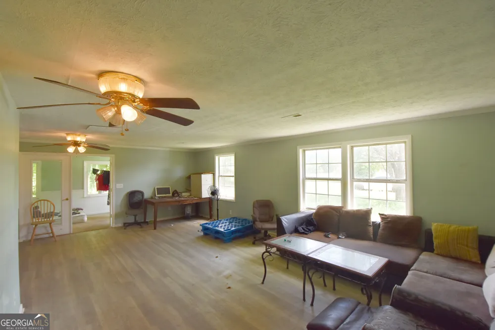 269 N Dorsey RD Hampton, GA 30228