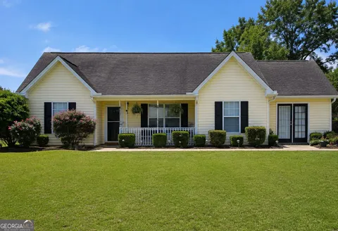 132 Royal CT