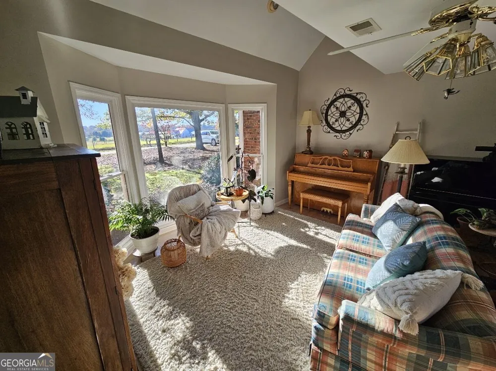 1234 Sunset DR SE Winder, GA 30680