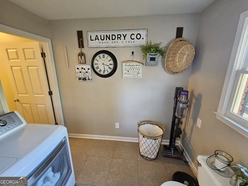 1234 Sunset DR SE Winder, GA 30680