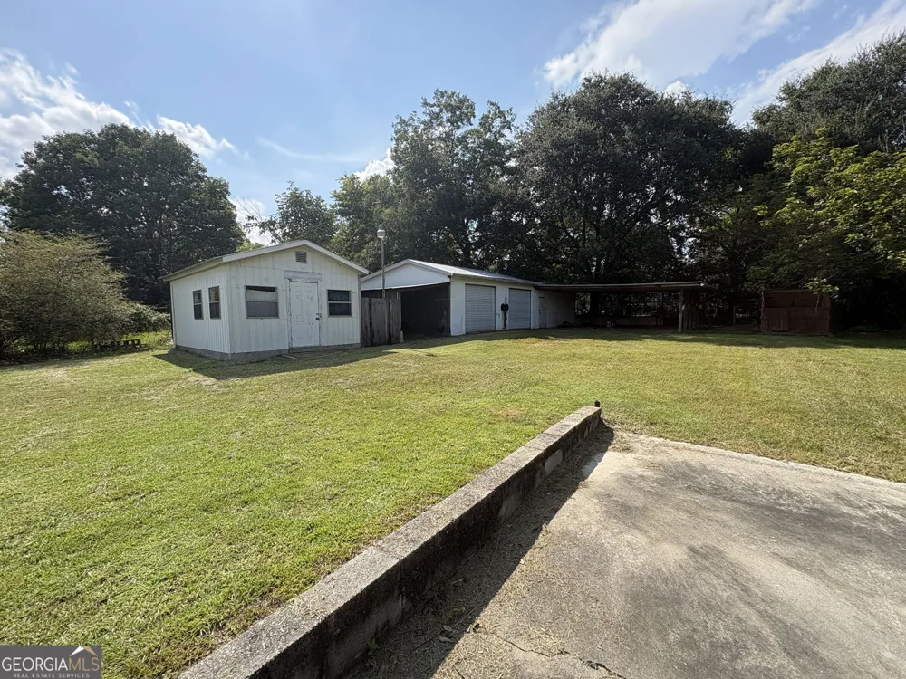 5519 Beulah AVE Eastman, GA 31023