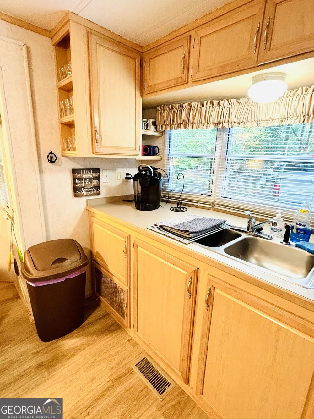 66 Timberview DR Cleveland, GA 30528