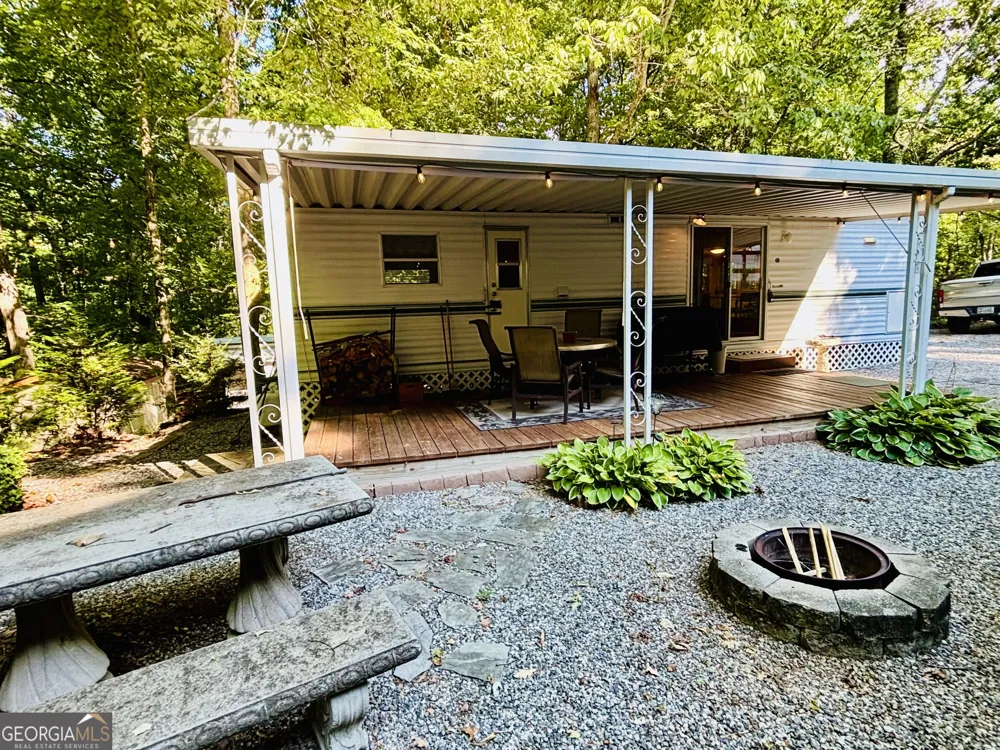 66 Timberview DR Cleveland, GA 30528