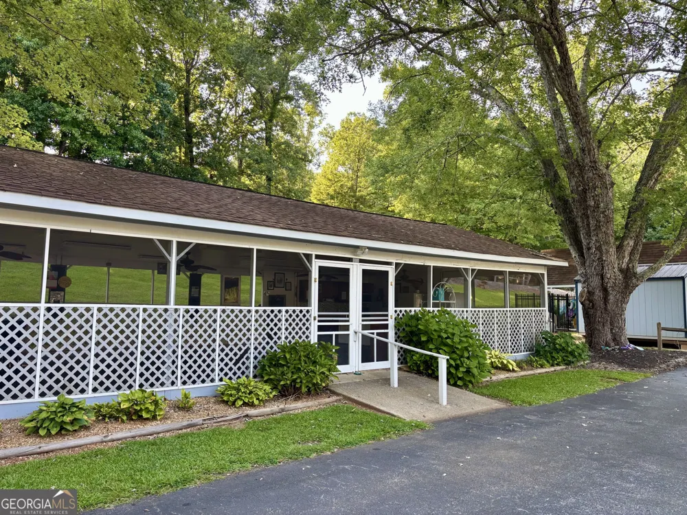 66 Timberview DR Cleveland, GA 30528