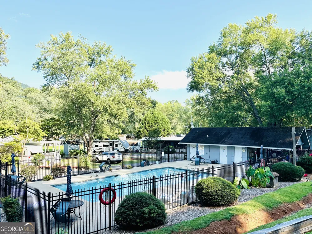 66 Timberview DR Cleveland, GA 30528