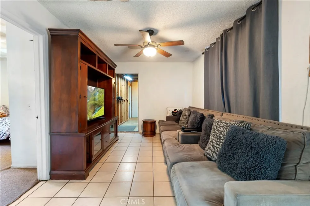 523 W Locust Street Ontario, CA 91762