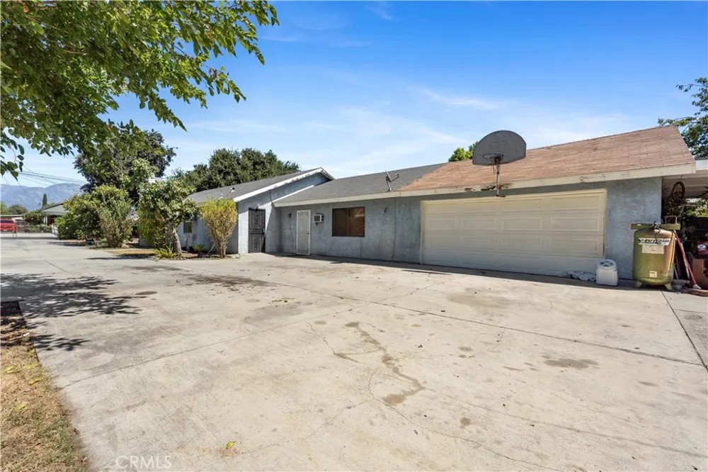 523 W Locust Street Ontario, CA 91762