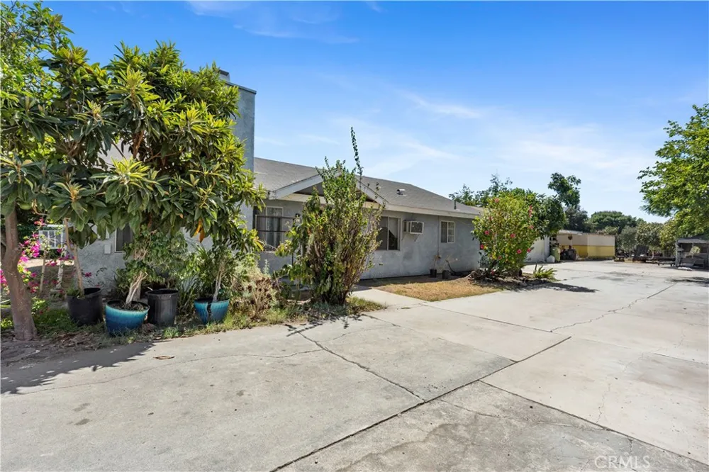 523 W Locust Street Ontario, CA 91762