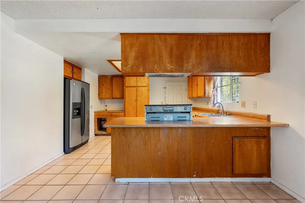 523 W Locust Street Ontario, CA 91762