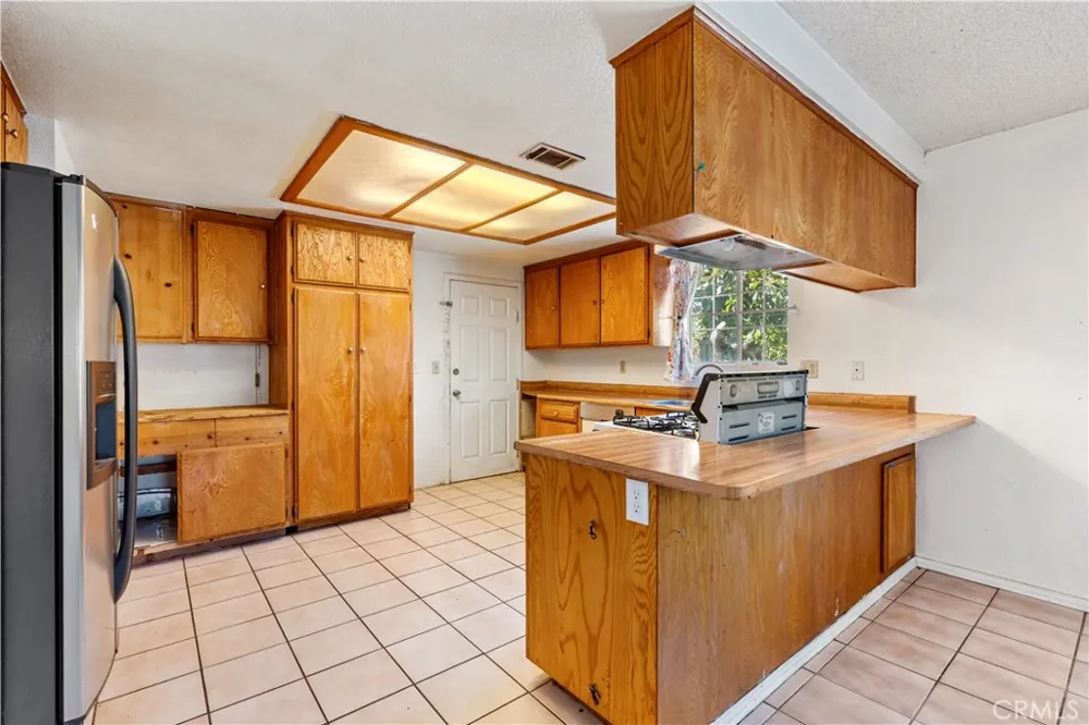 523 W Locust Street Ontario, CA 91762