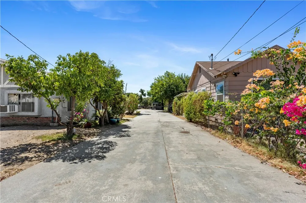 523 W Locust Street Ontario, CA 91762
