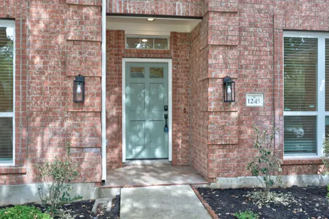 1245 Lacey Oak Loop