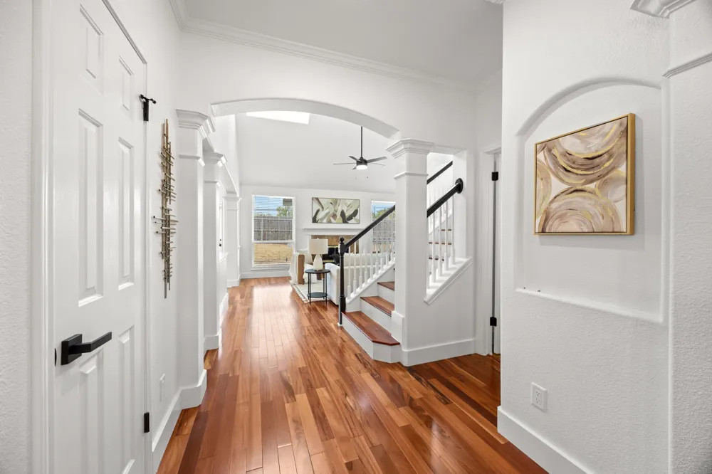 1245 Lacey Oak Loop Round Rock, TX 78681