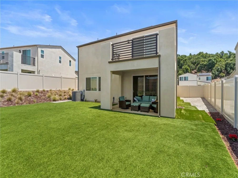598 Meadowood Fallbrook, CA 92028