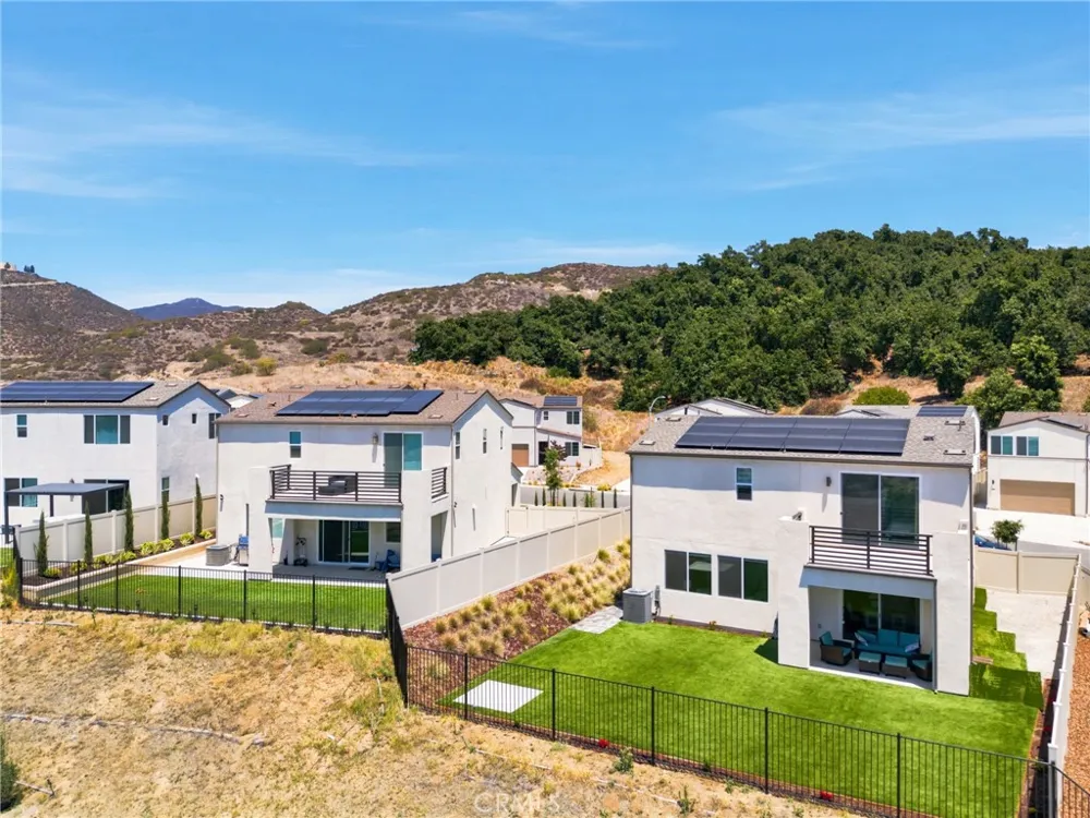 598 Meadowood Fallbrook, CA 92028