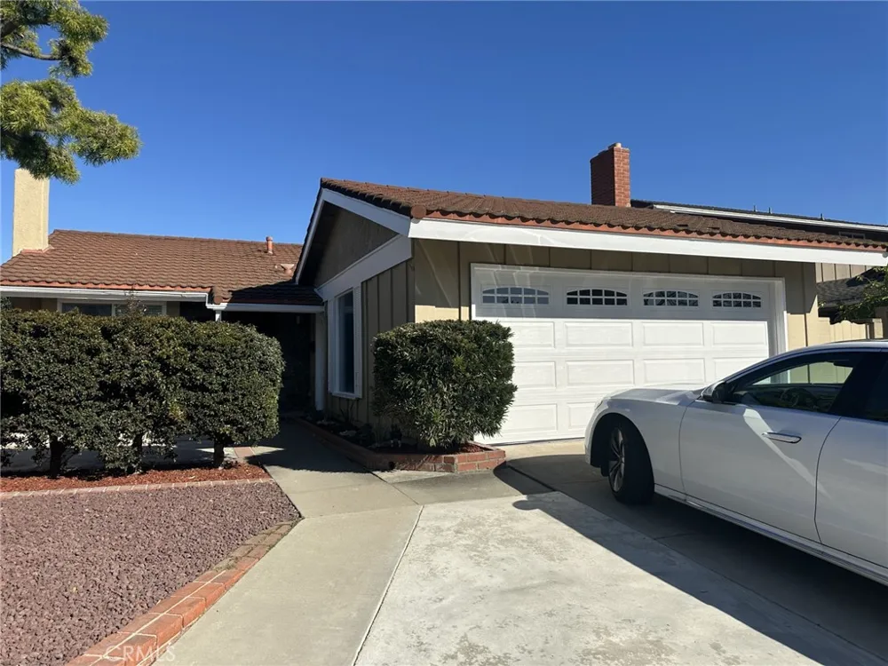 9792 Spruce Court Cypress, CA 90630