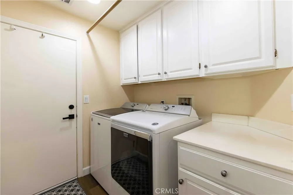 39687 Corte Gata Murrieta, CA 92562