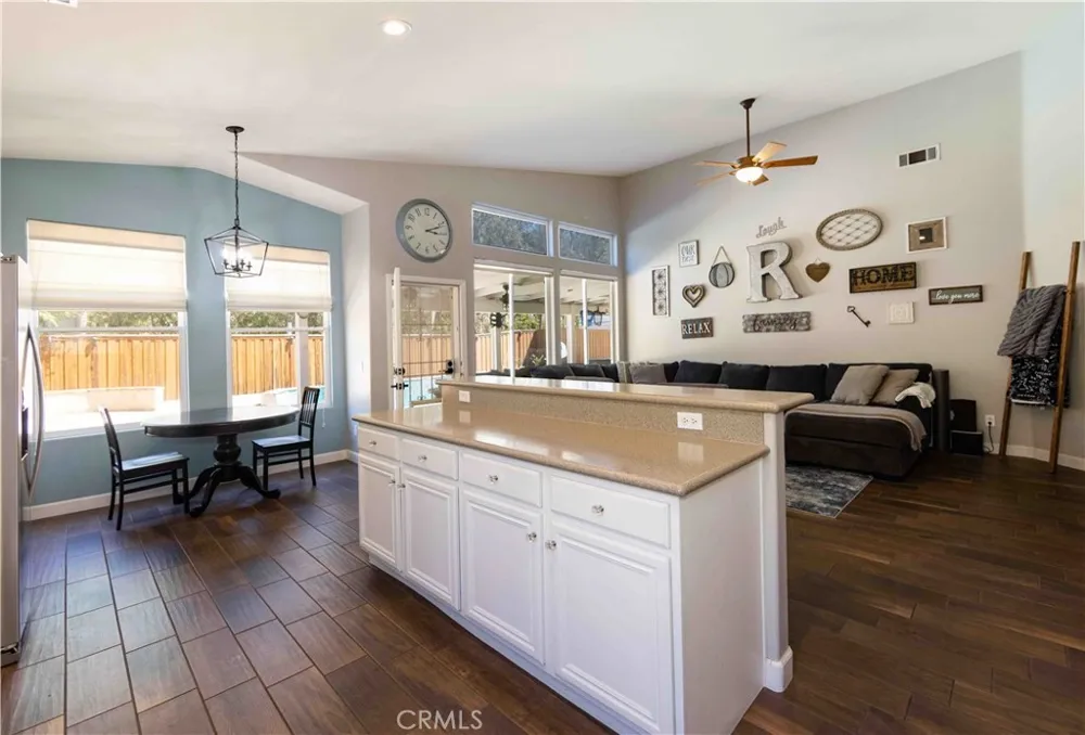 39687 Corte Gata Murrieta, CA 92562