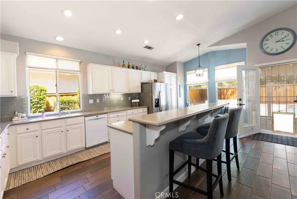 39687 Corte Gata Murrieta, CA 92562