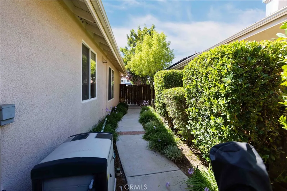 39687 Corte Gata Murrieta, CA 92562
