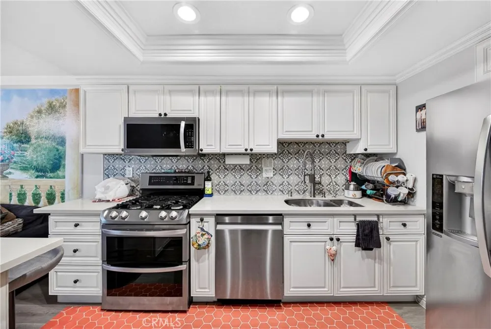 9522 Linda Cypress, CA 90630