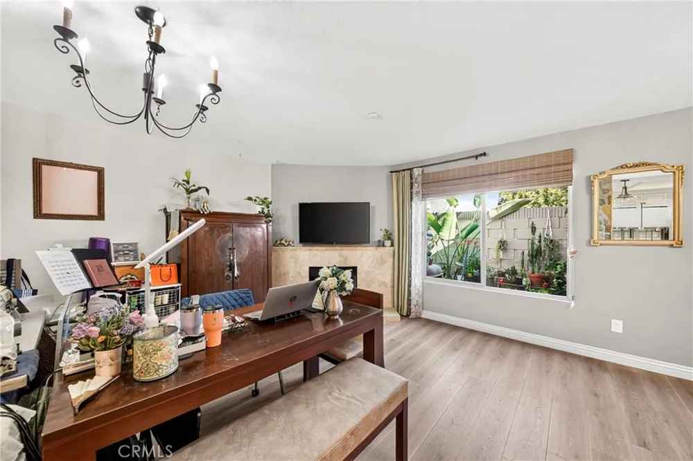 9522 Linda Cypress, CA 90630