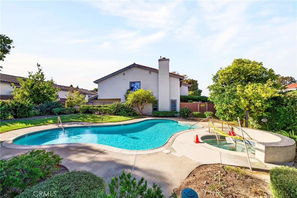 9522 Linda Cypress, CA 90630