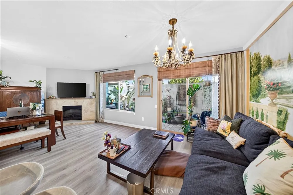 9522 Linda Cypress, CA 90630