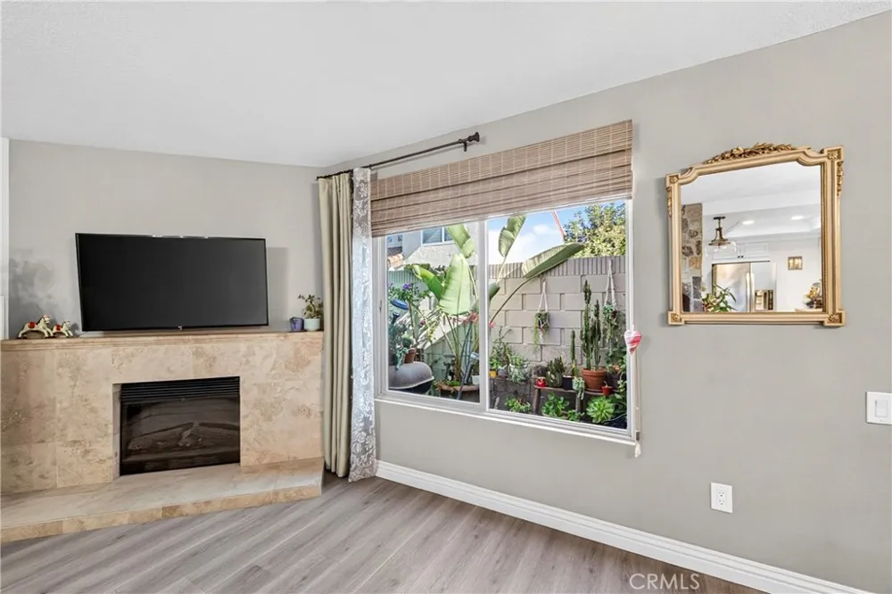 9522 Linda Cypress, CA 90630