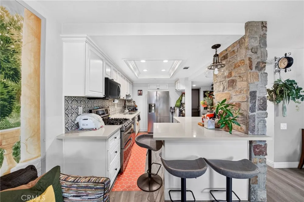 9522 Linda Cypress, CA 90630