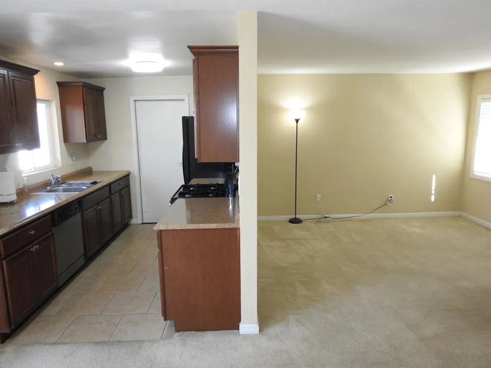 1069 Woodhaven Drive Spring Valley, CA 91977