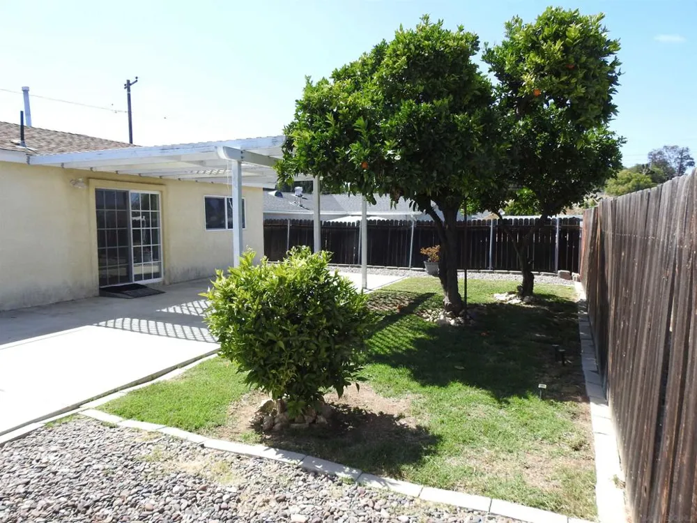 1069 Woodhaven Drive Spring Valley, CA 91977