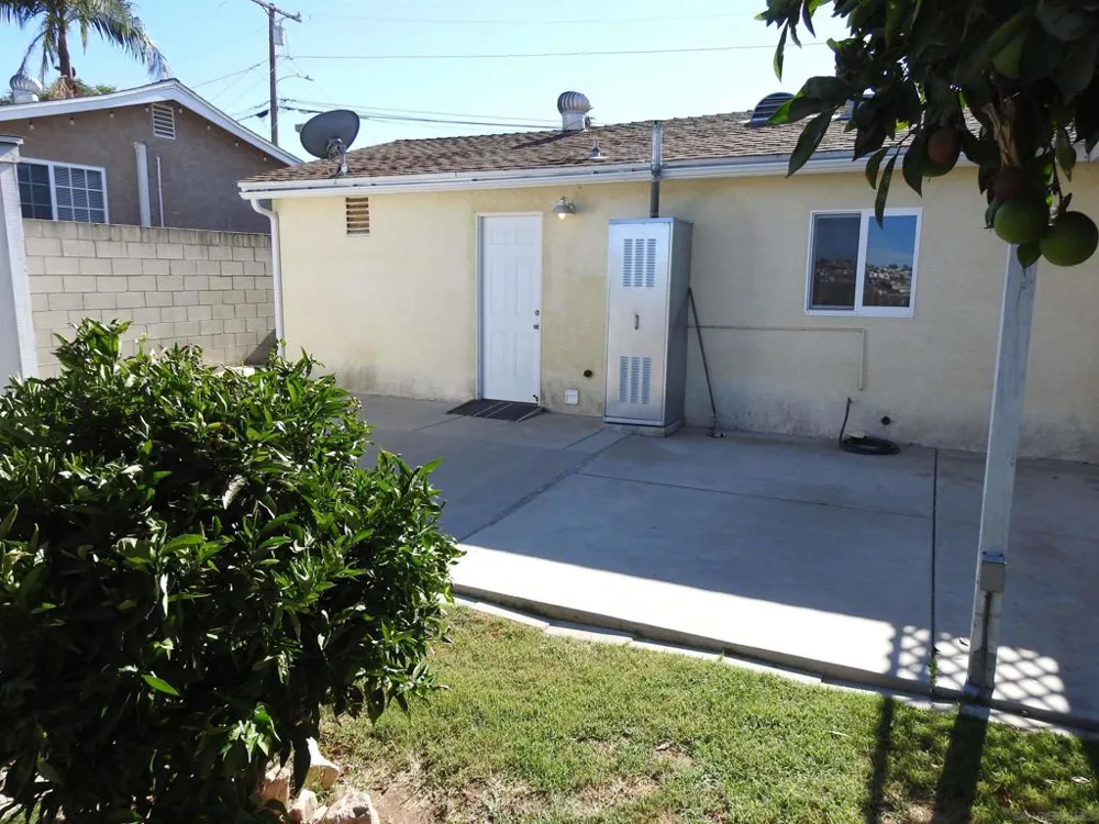 1069 Woodhaven Drive Spring Valley, CA 91977