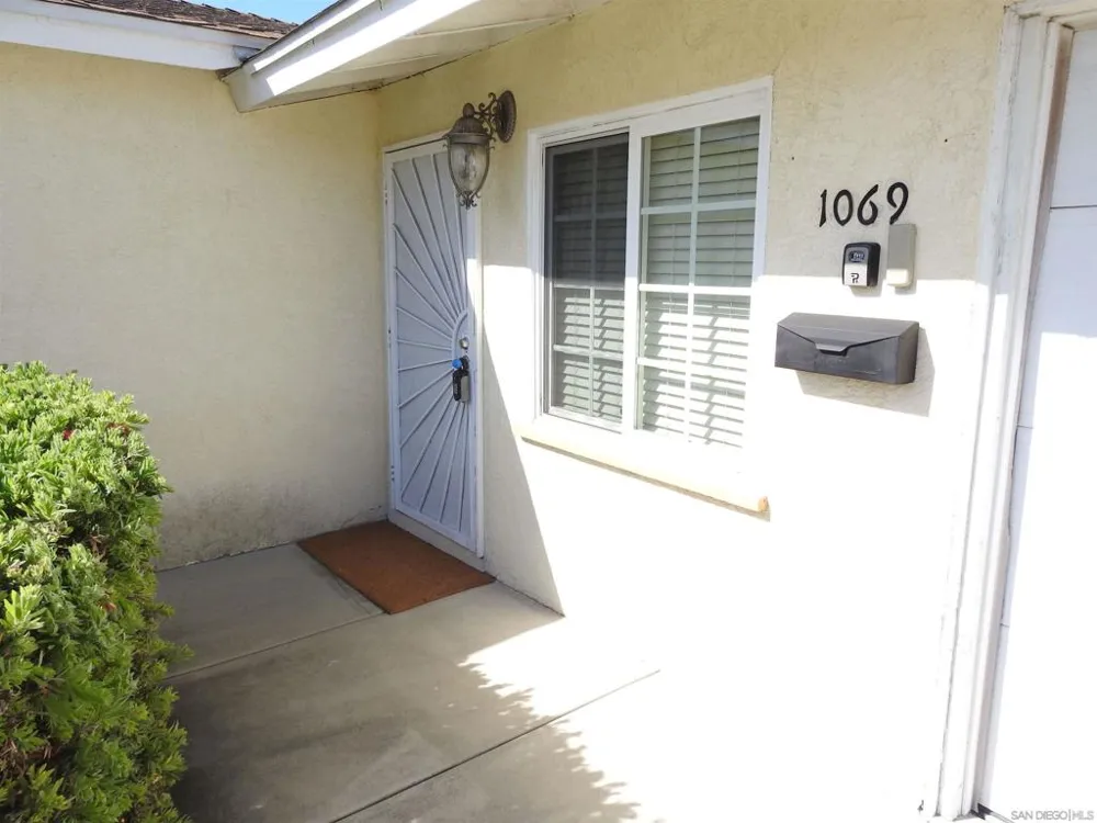 1069 Woodhaven Drive Spring Valley, CA 91977