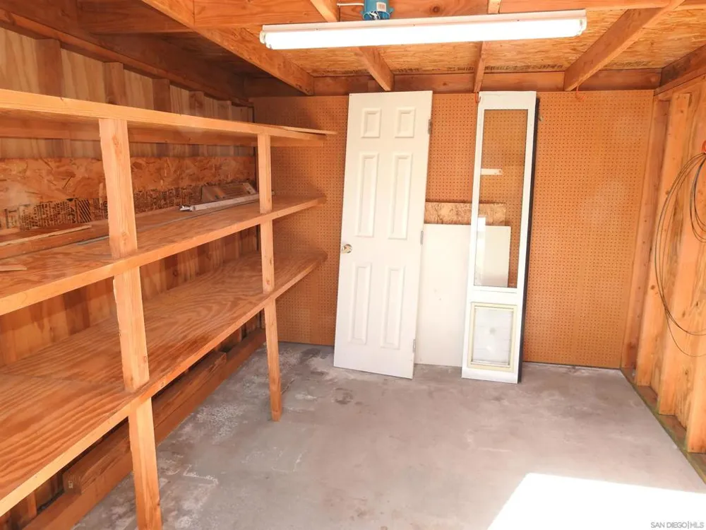 1069 Woodhaven Drive Spring Valley, CA 91977