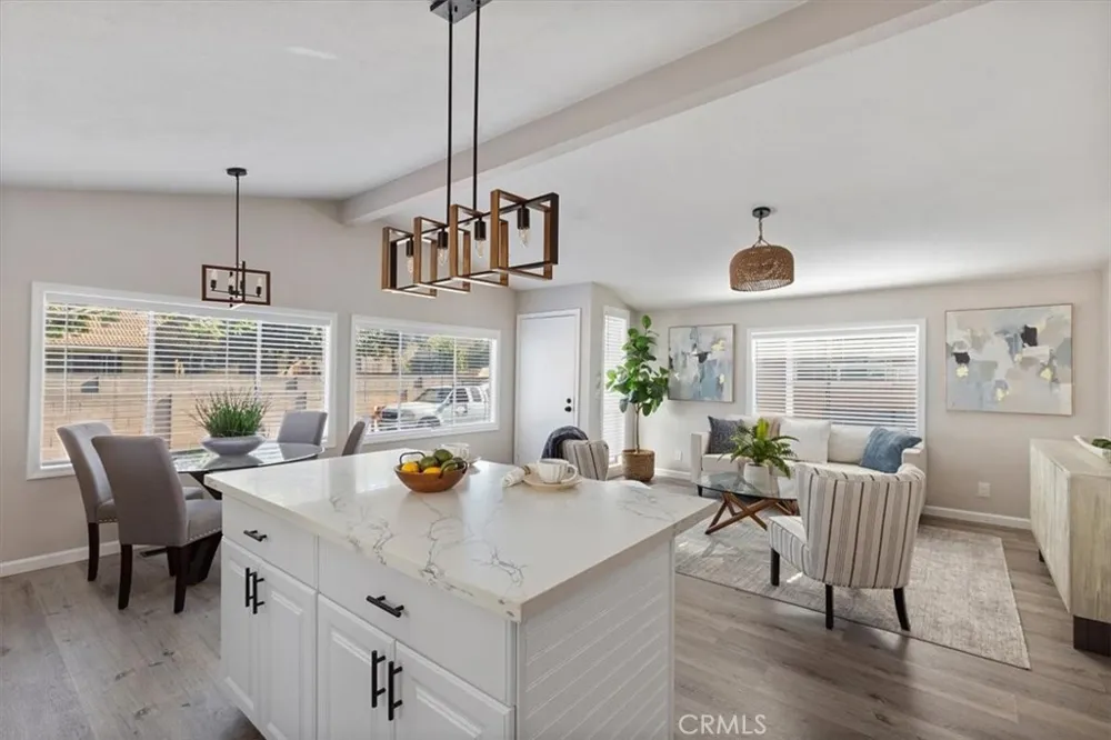 201 Road Runner Lane Fountain Valley, CA 92708