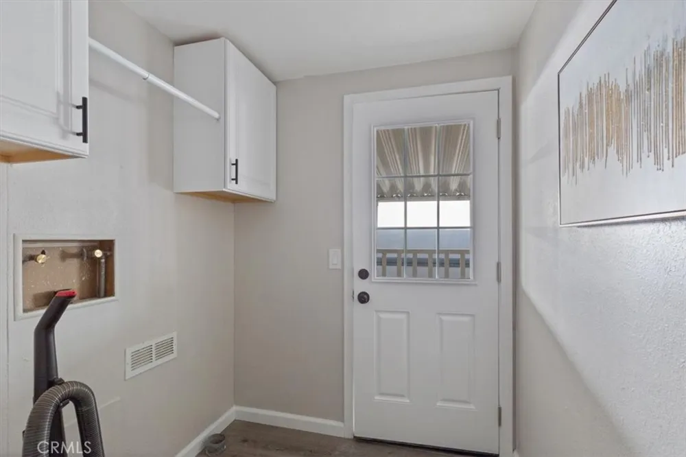 201 Road Runner Lane Fountain Valley, CA 92708