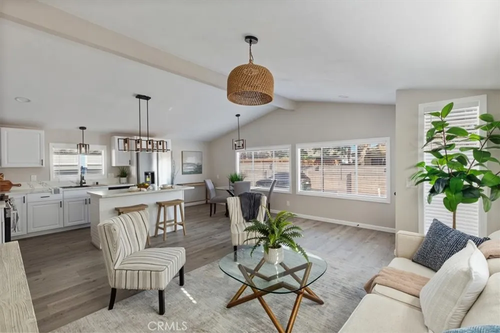 201 Road Runner Lane Fountain Valley, CA 92708