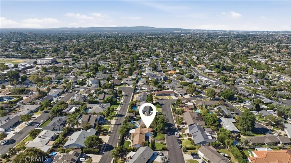 13032 Earlham North Tustin, CA 92705