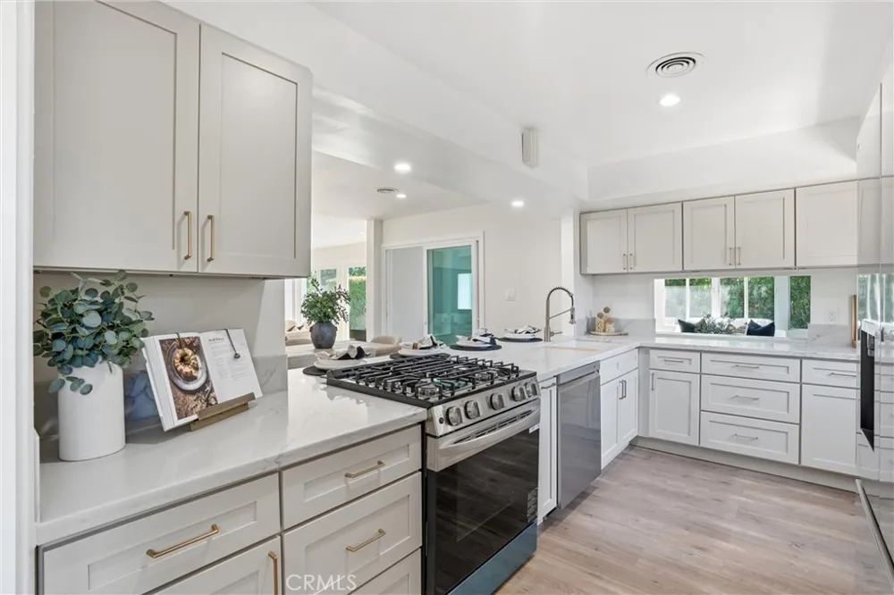 13032 Earlham North Tustin, CA 92705