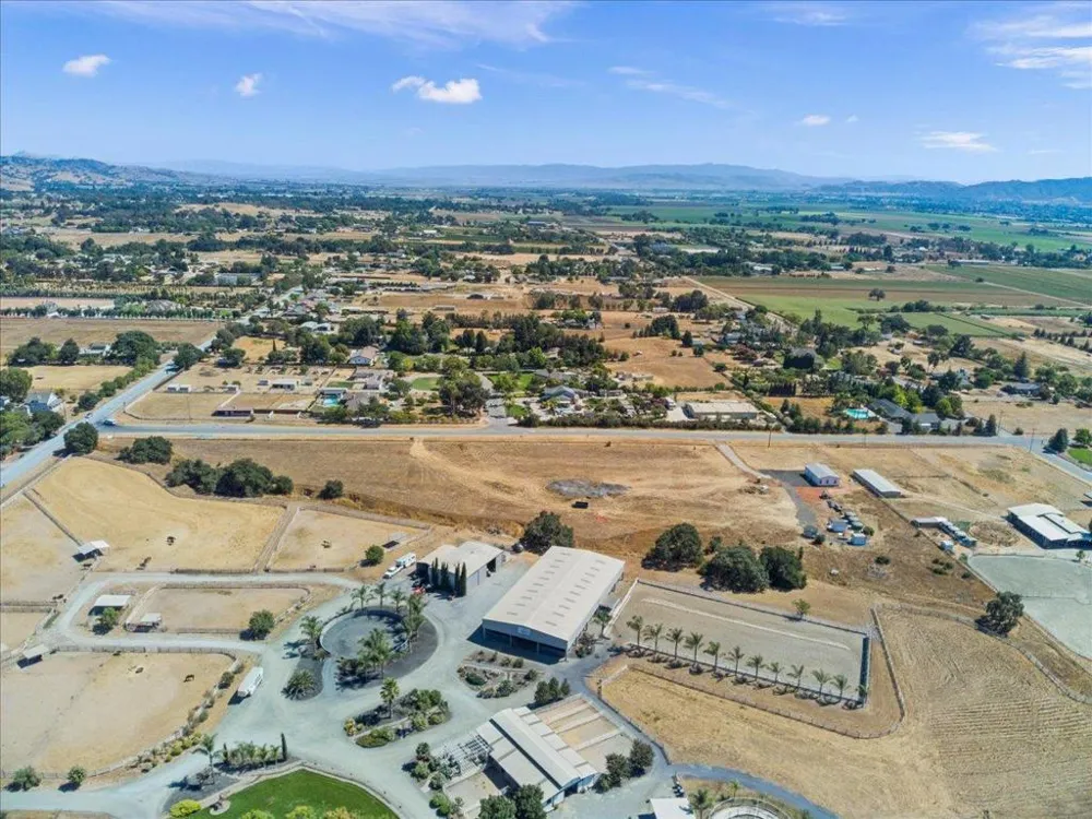 2055 Rucker Avenue Gilroy, CA 95020