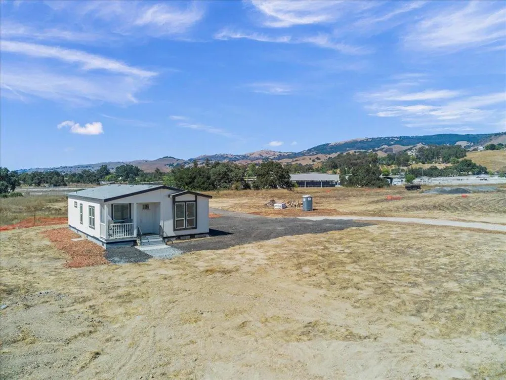 2055 Rucker Avenue Gilroy, CA 95020