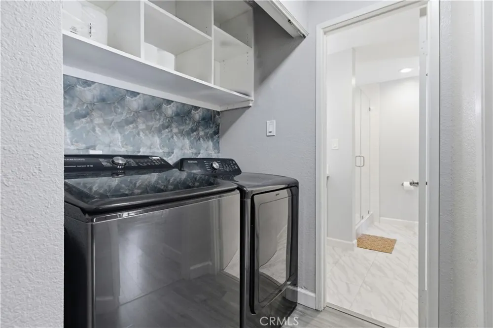 5577 Pioneer Boulevard #9 Whittier, CA 90601