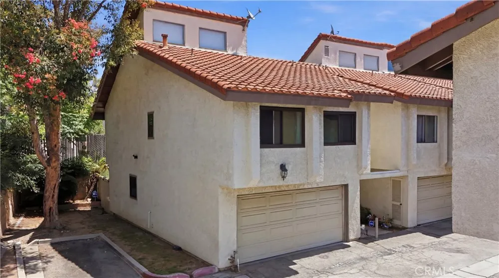 5577 Pioneer Boulevard #9 Whittier, CA 90601