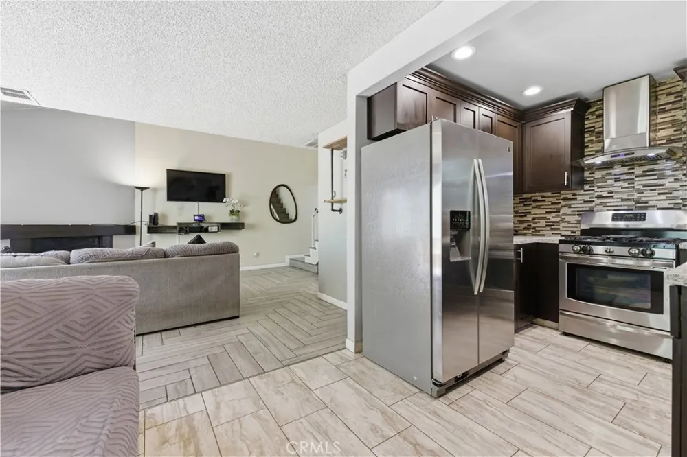 5577 Pioneer Boulevard #9 Whittier, CA 90601