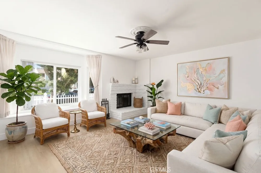 222 17th Street Huntington Beach, CA 92648
