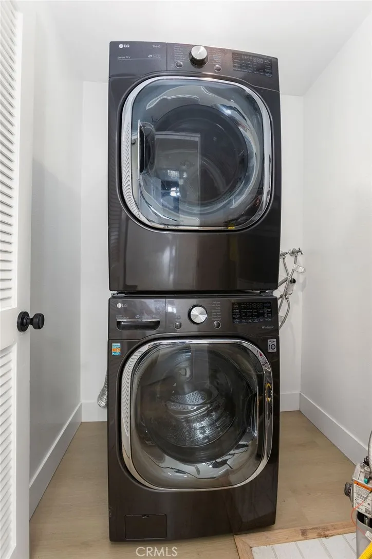 222 17th Street Huntington Beach, CA 92648