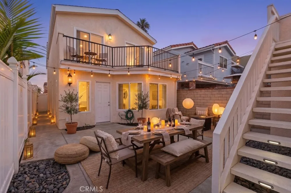 222 17th Street Huntington Beach, CA 92648