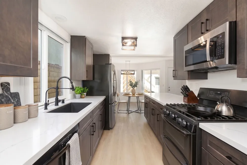 222 17th Street Huntington Beach, CA 92648
